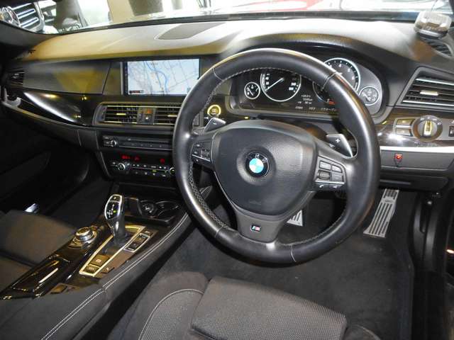 ＢＭＷ ５シリーズ ５２３Ｉ Ｍスポーツパッケージ H24年 () 99