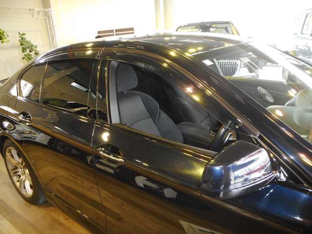 ＢＭＷ ５シリーズ ５２３Ｉ Ｍスポーツパッケージ H24年 () 99