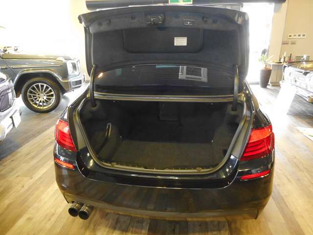ＢＭＷ ５シリーズ ５２３Ｉ Ｍスポーツパッケージ H24年 () 99