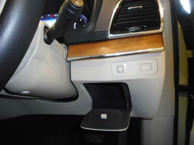 ボルボ ＸＣ９０ Ｄ５ ＡＷＤ インスクリプション ディーゼルターボ ４ＷＤ R2年 () 99