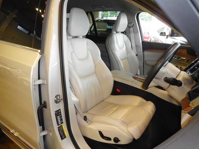 ボルボ ＸＣ９０ Ｄ５ ＡＷＤ インスクリプション ディーゼルターボ ４ＷＤ R2年 () 99