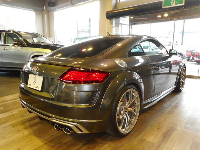 アウディ ＴＴＳ ２．０ ４ＷＤ R2年 () 99