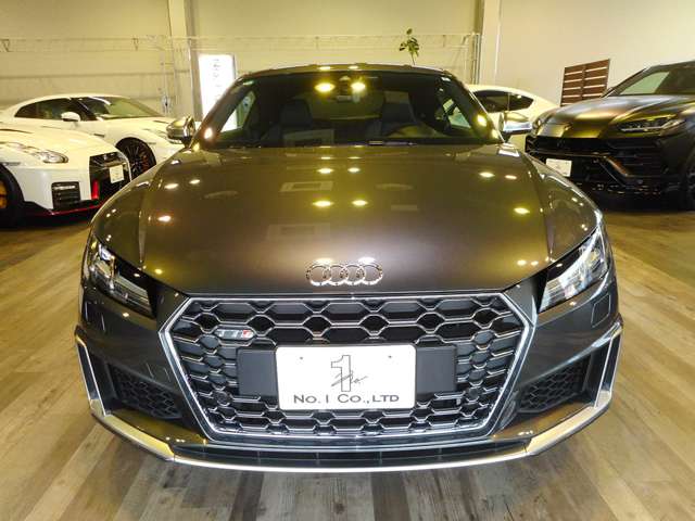 アウディ ＴＴＳ ２．０ ４ＷＤ R2年 () 99