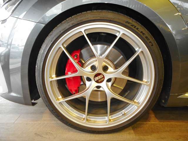 アウディ ＴＴＳ ２．０ ４ＷＤ R2年 () 99