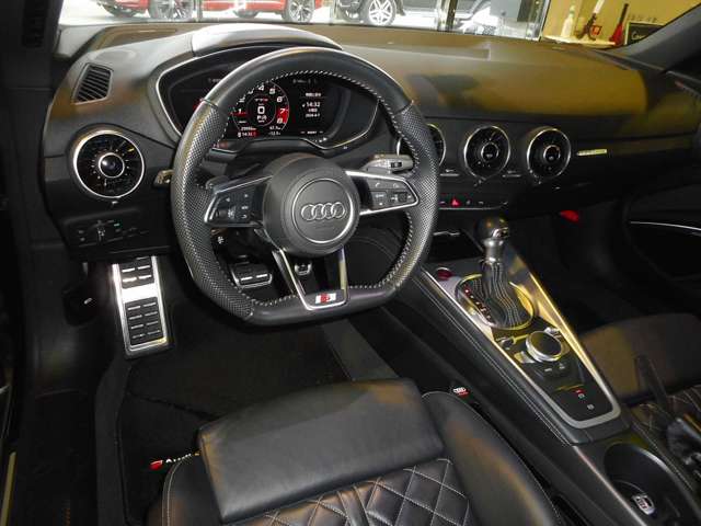 アウディ ＴＴＳ ２．０ ４ＷＤ R2年 () 99