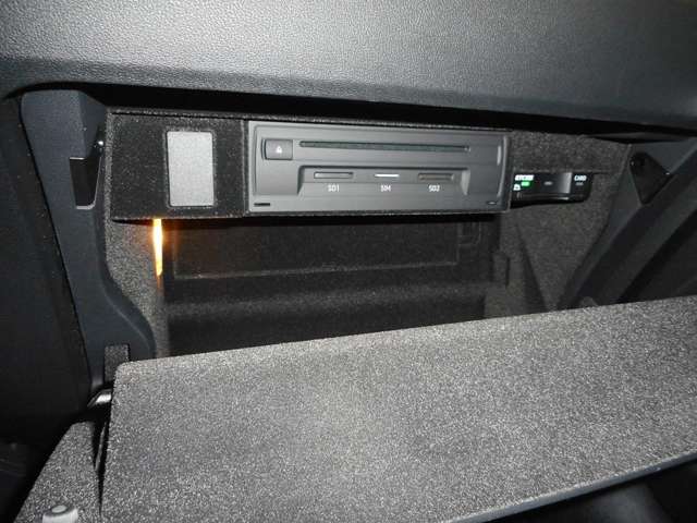アウディ ＴＴＳ ２．０ ４ＷＤ R2年 () 99