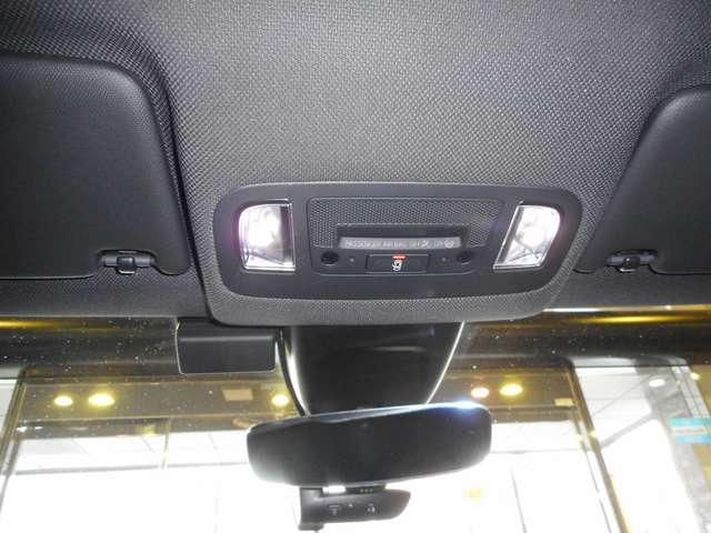 アウディ ＴＴＳ ２．０ ４ＷＤ R2年 () 99
