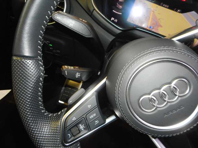 アウディ ＴＴＳ ２．０ ４ＷＤ R2年 () 99