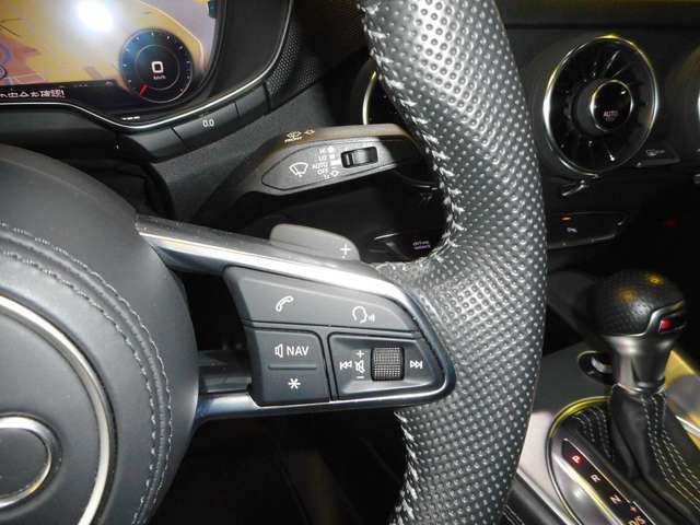 アウディ ＴＴＳ ２．０ ４ＷＤ R2年 () 99
