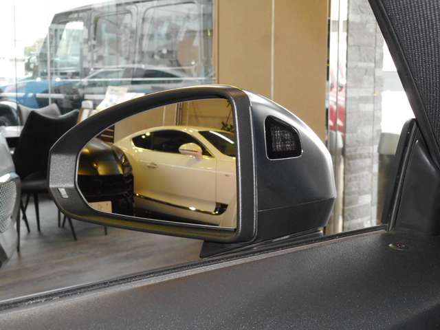 アウディ ＴＴＳ ２．０ ４ＷＤ R2年 () 99