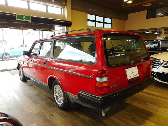ボルボ ２４０ エステート クラシック H5年 () 99