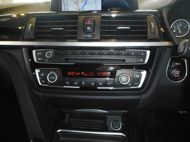 ＢＭＷ ４シリーズ ４２０Ｉ スタイルエッジ Ｘドライブ ４ＷＤ H27年 (近畿) 99