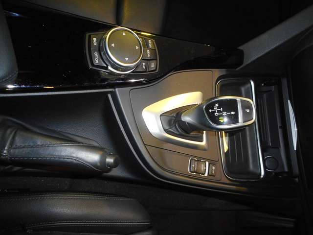 ＢＭＷ ４シリーズ ４２０Ｉ スタイルエッジ Ｘドライブ ４ＷＤ H27年 (近畿) 99