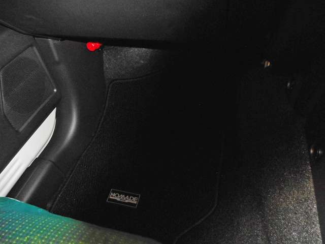 スズキ ジムニー　ノマド １．５ ＦＣ ４ＷＤ R7年 () 99