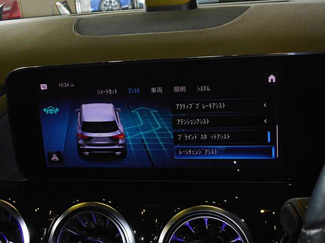 メルセデスベンツ ＧＬＡクラス ＧＬＡ２００ Ｄ ４マチック ＡＭＧライン ディーゼルターボ ４ＷＤ R3年 () 99