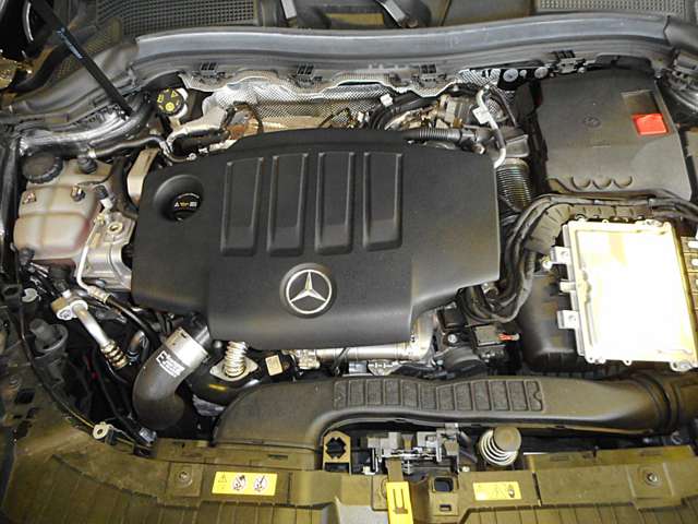 メルセデスベンツ ＧＬＡクラス ＧＬＡ２００ Ｄ ４マチック ＡＭＧライン ディーゼルターボ ４ＷＤ R3年 () 99