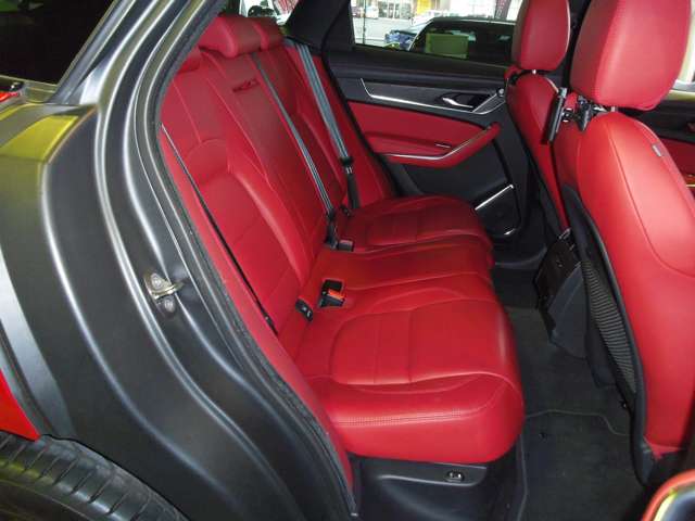 ジャガー Ｆペイス Ｒダイナミック ＨＳＥ ２．０Ｌ Ｐ２５０ ４ＷＤ R3年 () 99