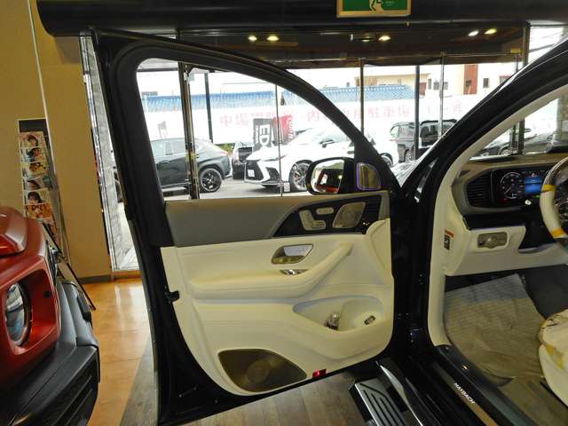 メルセデスベンツ ＧＬＳ ６００ ４マチック エディション１００ （ＩＳＧ搭載モデル） ４ＷＤ R4年 () 99