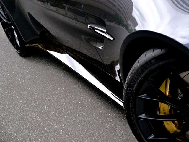 アストンマーティン ヴァンテージ ４．０ R7年 () 99