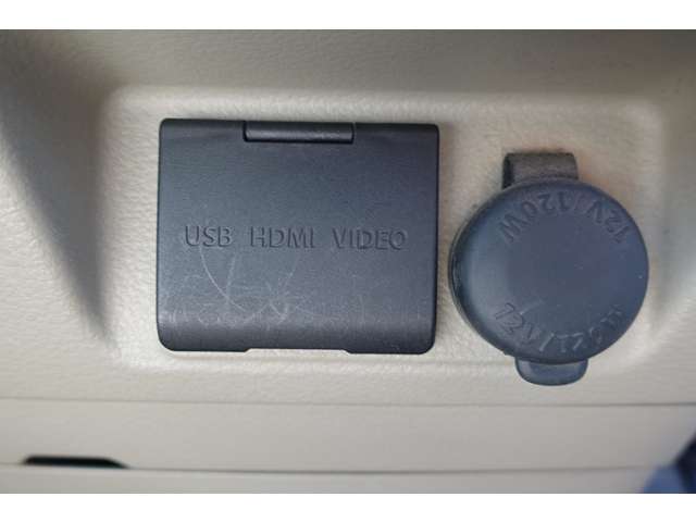 スズキ スペーシア ６６０ Ｔ レーダーブレーキサポート スマートフォン連携ナビゲーション装着車 H25年 () 99