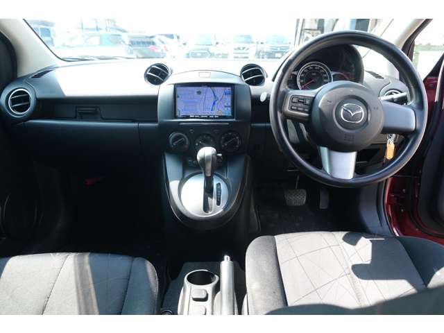 マツダ デミオ １．３ １３Ｃ－Ｖ スマートエディション H24年 (九州・沖縄) 99