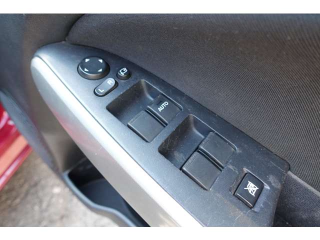 マツダ デミオ １．３ １３Ｃ－Ｖ スマートエディション H24年 (九州・沖縄) 99