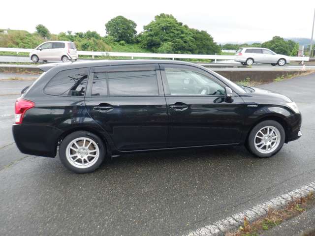 トヨタ カローラフィールダー　ハイブリッド １．５ ハイブリッド Ｇ シートヒーター装着車 H26年 () 99
