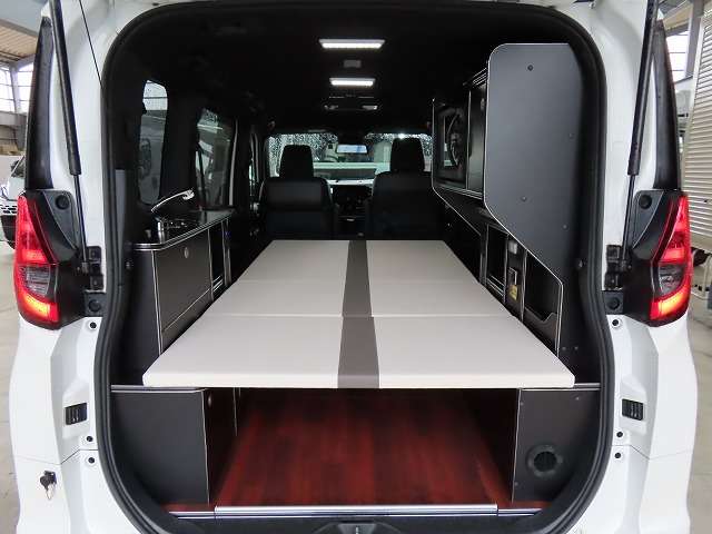 トヨタ ノア ２．０ Ｓ－Ｇ ４ＷＤ R5年 (関東) 99