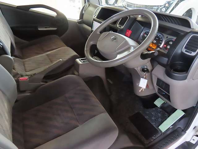 日産 アトラス キャンピングカー H23年 (関東) 99