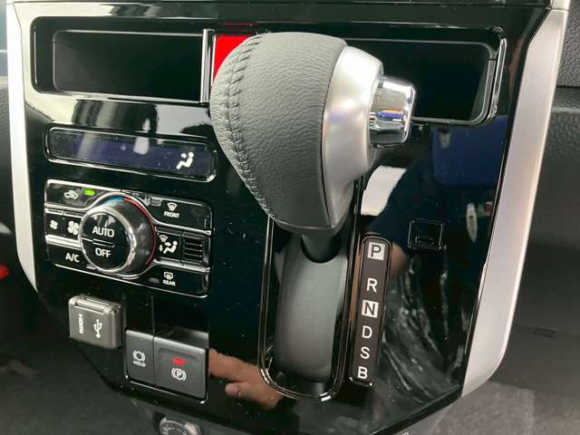 トヨタ ルーミー １．０ カスタム Ｇ R8年 (九州・沖縄) 99