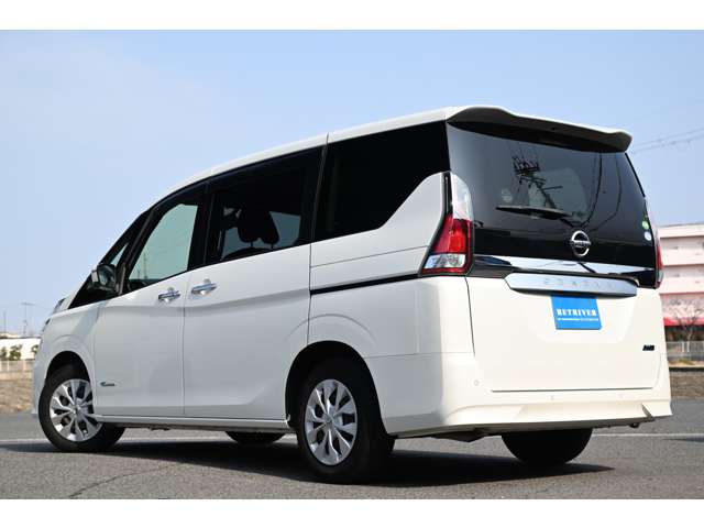 日産 セレナ ２．０ Ｘ H29年 (近畿) 99