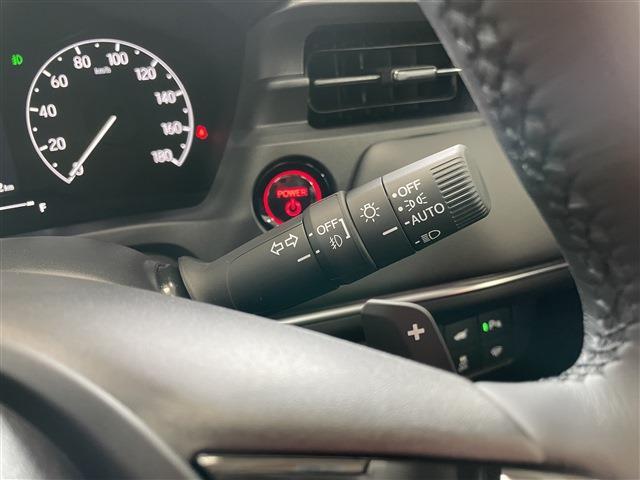 ホンダ ヴェゼル １．５ Ｅ：ＨＥＶ Ｚ ４ＷＤ R7年 (甲信越・北陸) 99