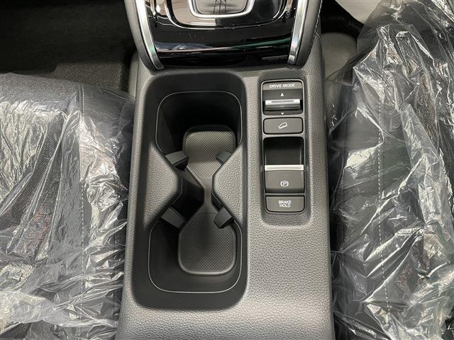 ホンダ ヴェゼル １．５ Ｅ：ＨＥＶ Ｚ ４ＷＤ R7年 (甲信越・北陸) 99