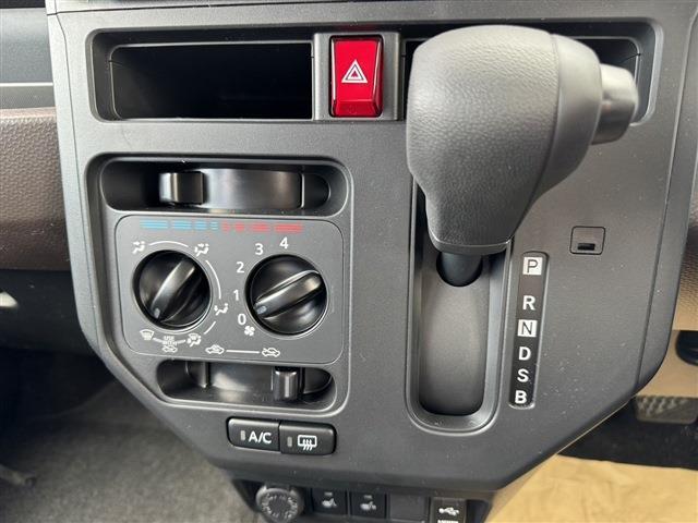 ダイハツ トール １．０ Ｘ ４ＷＤ R8年 (東北) 99
