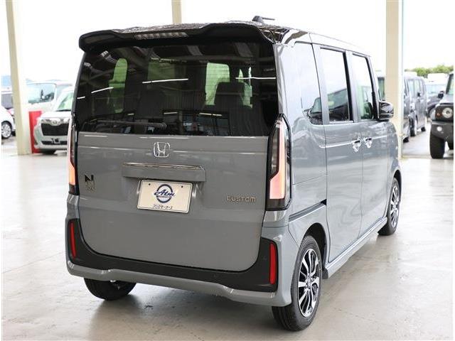 ホンダ Ｎ　ＢＯＸ カスタム ６６０ コーディネートスタイル ２トーン R7年 (東海) 99