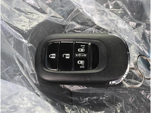 ホンダ Ｎ　ＢＯＸ カスタム ６６０ コーディネートスタイル ２トーン R7年 (東海) 99