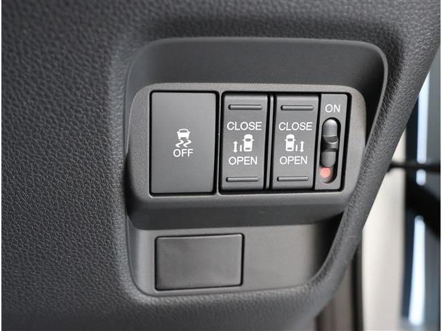 ホンダ フリード　ハイブリッド １．５ Ｅ：ＨＥＶ エアー ＥＸ R7年 (東海) 99