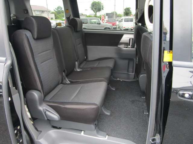 トヨタ ヴォクシー ２．０ ＺＳ H19年 () 99
