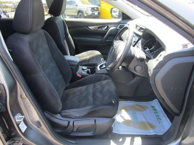 日産 エクストレイル ２．０ ２０Ｘ エマージェンシーブレーキパッケージ ２列車 ４ＷＤ H26年 () 99