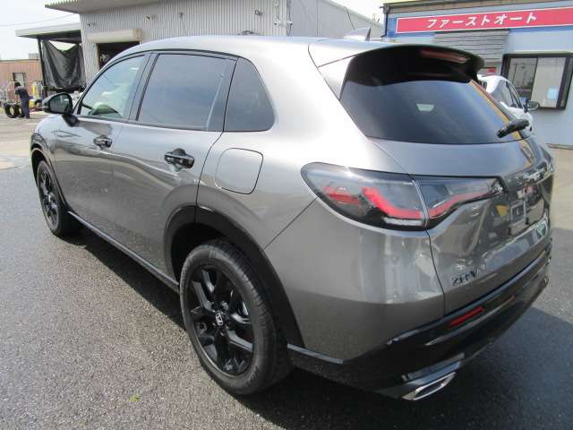 ホンダ ＺＲ－Ｖ ２．０ Ｅ：ＨＥＶ Ｚ ブラックスタイル R7年 () 99
