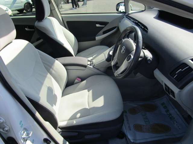 トヨタ プリウス １．８ Ｓ ＬＥＤエディション H23年 () 99