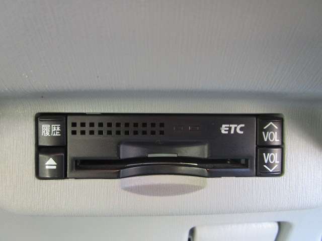 トヨタ プリウス １．８ Ｓ ＬＥＤエディション H23年 () 99