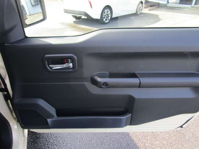 スズキ ジムニー ６６０ ＸＣ ４ＷＤ R8年 () 99