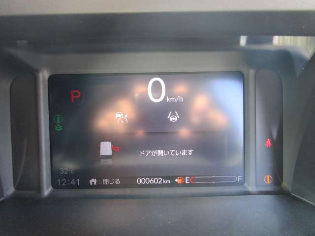 ホンダ Ｎ　ＢＯＸ カスタム ６６０ R6年 () 99