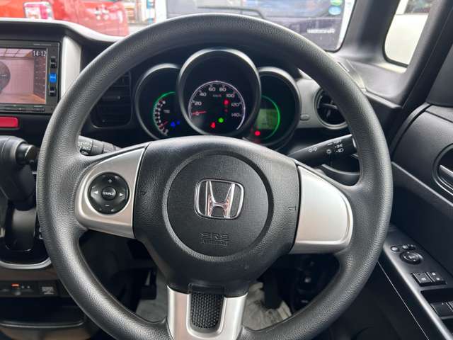 ホンダ Ｎ　ＢＯＸ ６６０ カスタムＧ Ｌパッケージ H29年 () 99