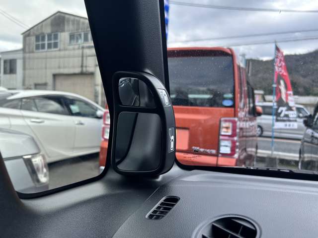 ホンダ Ｎ　ＢＯＸ ６６０ カスタムＧ Ｌパッケージ H29年 () 99