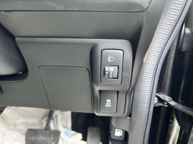ホンダ Ｎ　ＢＯＸ ６６０ カスタムＧ Ｌパッケージ H29年 () 99