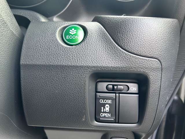 ホンダ Ｎ　ＢＯＸ ６６０ カスタムＧ Ｌパッケージ H29年 () 99