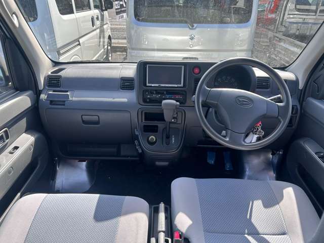 ダイハツ ハイゼットカーゴ ６６０ スローパー リヤシートレス仕様 ４ＷＤ H22年 () 99