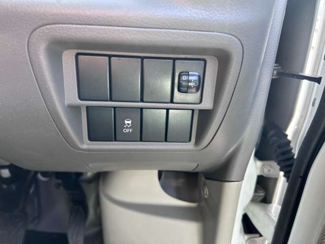 ダイハツ ハイゼットカーゴ ６６０ スローパー リヤシートレス仕様 ４ＷＤ H22年 () 99